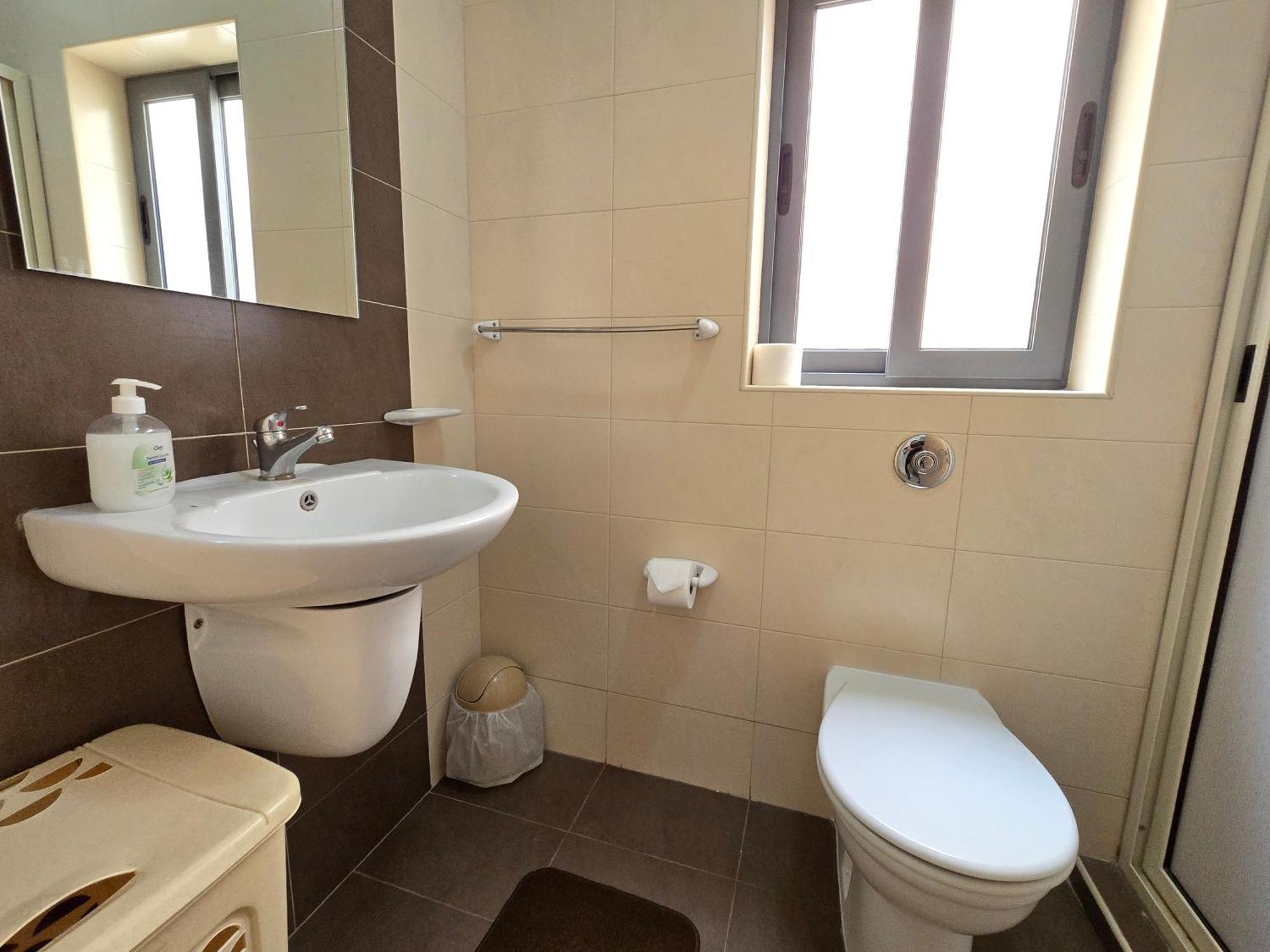 & Bright Free Wi-fi Apartment